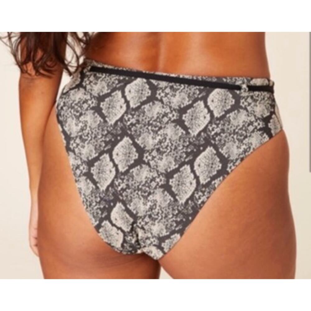 Andie The Riviera High Waisted Swim Bottom in Snake, Women's Size Small Bikini
